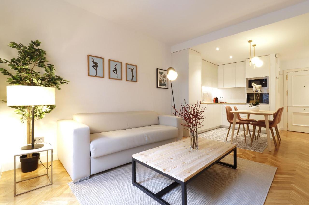 Ferienwohnung Royal Madrid Exterior foto